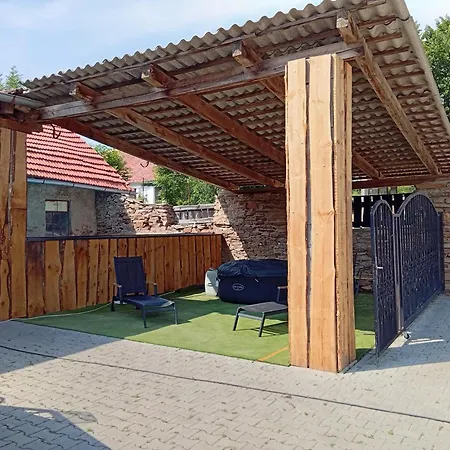 Apartment Bohemica 4 *